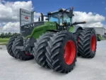 2017 Fendt 1046 VARIO Tractor