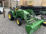John Deere 3032E Tractor