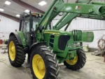 2009 John Deere 7330 Tractor