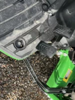 John Deere 2025R Tractor - Image 10