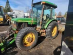 2001 John Deere 5520 Tractor - Image 18