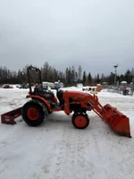 2017 Kubota B2650HSD Tractor - Image 5